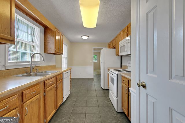 2020 Heatherdale Lane SW, Marietta, GA 30064