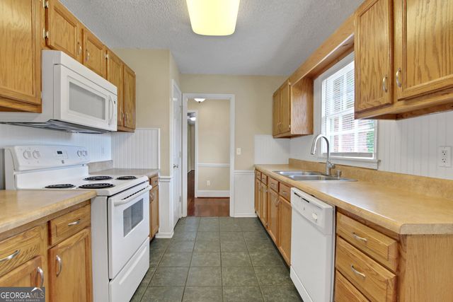 2020 Heatherdale Lane SW, Marietta, GA 30064