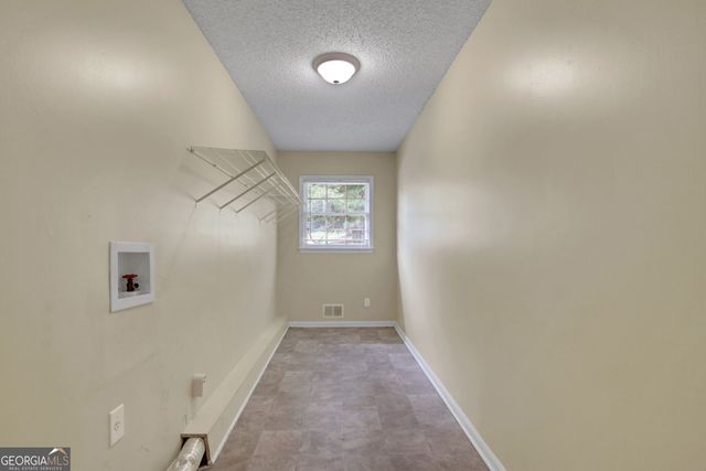 2020 Heatherdale Lane SW, Marietta, GA 30064