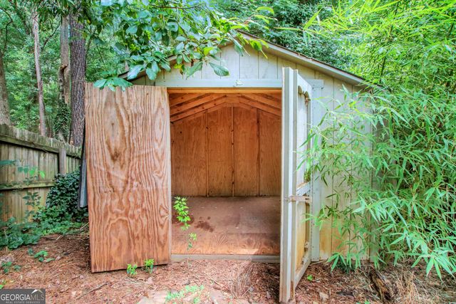 2020 Heatherdale Lane SW, Marietta, GA 30064
