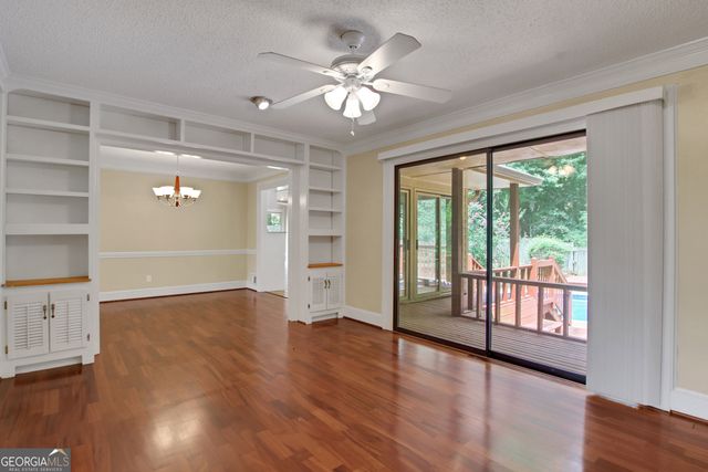 2020 Heatherdale Lane SW, Marietta, GA 30064