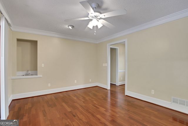 2020 Heatherdale Lane SW, Marietta, GA 30064