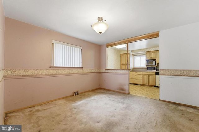 2641 MAXWELL ST, Philadelphia, PA 19152