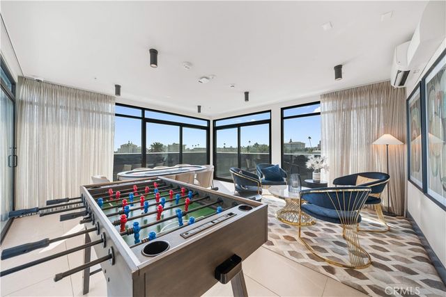 709 E Walnut Street 420, Pasadena, CA 91101