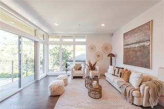 709 E Walnut Street 420, Pasadena, CA 91101