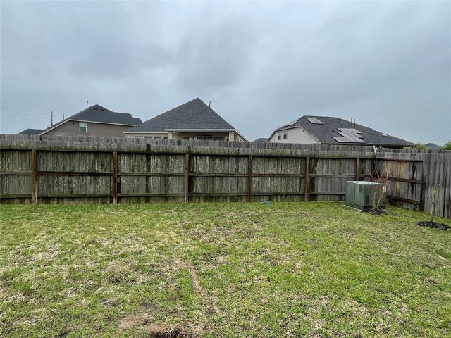 28519 Willow Orchard Lane, Katy, TX 77494