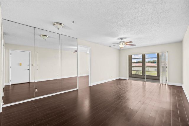 130 Lake Dora Drive, West Palm Beach, FL 33411