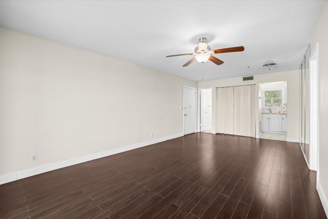 130 Lake Dora Drive, West Palm Beach, FL 33411