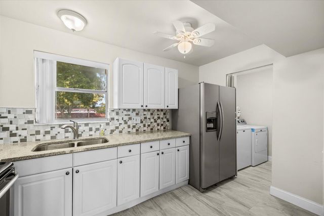 130 Lake Dora Drive, West Palm Beach, FL 33411