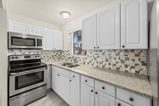 130 Lake Dora Drive, West Palm Beach, FL 33411