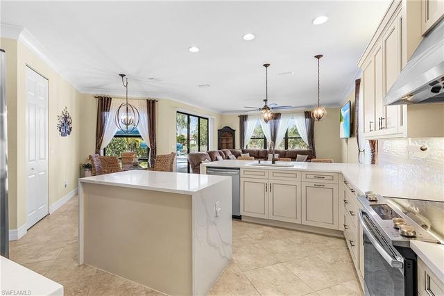 11715 Oakwood Preserve PL, Fort Myers, FL 33913