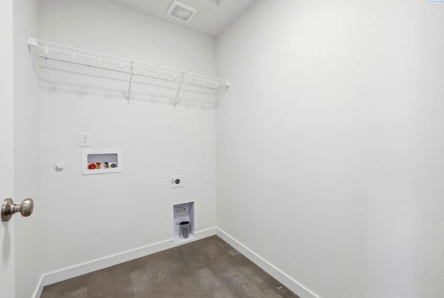 1208 18th St, Benton City, WA 99320