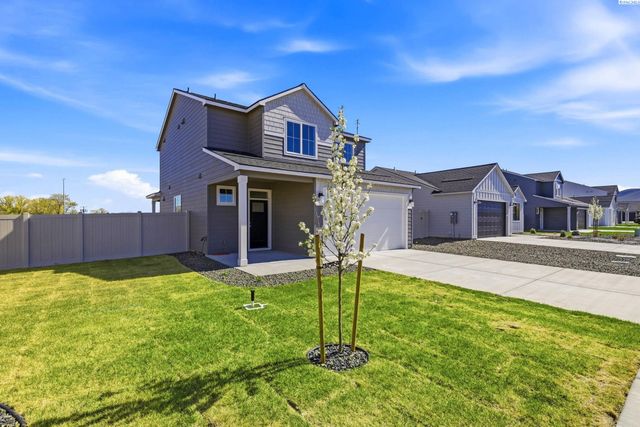 1208 18th St, Benton City, WA 99320