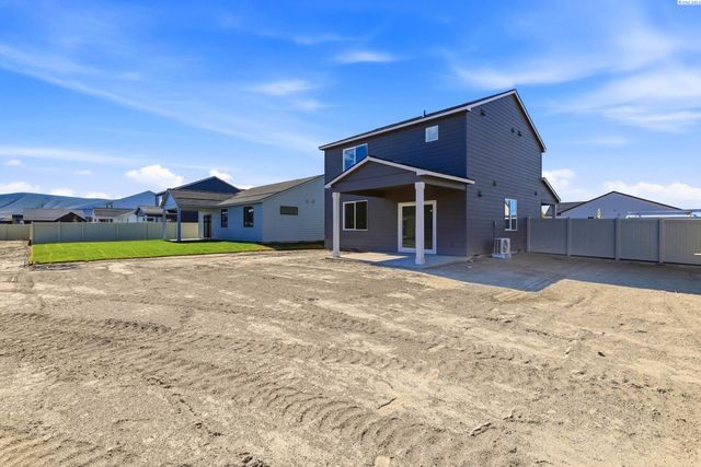 1208 18th St, Benton City, WA 99320
