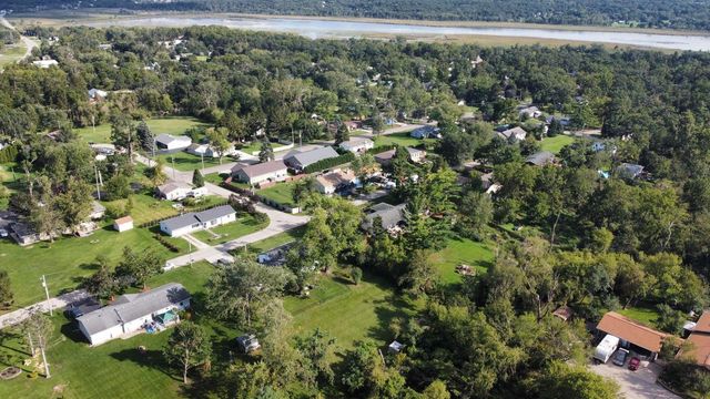 N3433 Walnut ROAD, Lake Geneva, WI 53147