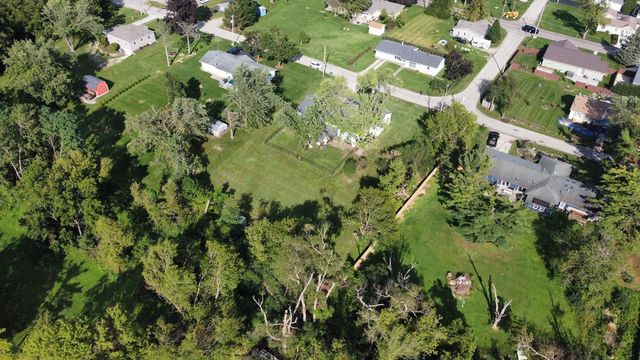 N3433 Walnut ROAD, Lake Geneva, WI 53147