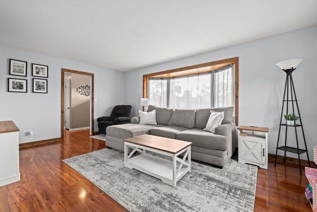 N3433 Walnut ROAD, Lake Geneva, WI 53147