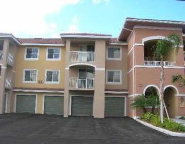 6559 Emerald Dunes Drive 106, West Palm Beach, FL 33411