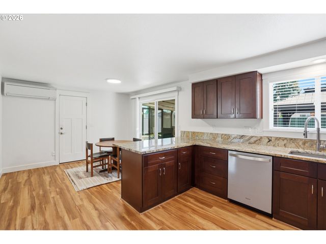 16505 Ne 11TH St, Vancouver, WA 98684
