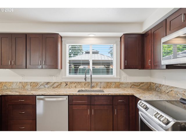 16505 Ne 11TH St, Vancouver, WA 98684