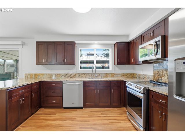 16505 Ne 11TH St, Vancouver, WA 98684