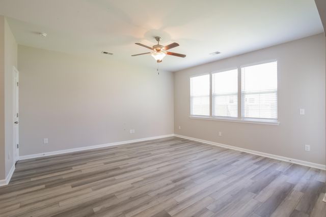 7837 Expedition Drive, North Charleston, SC 29420