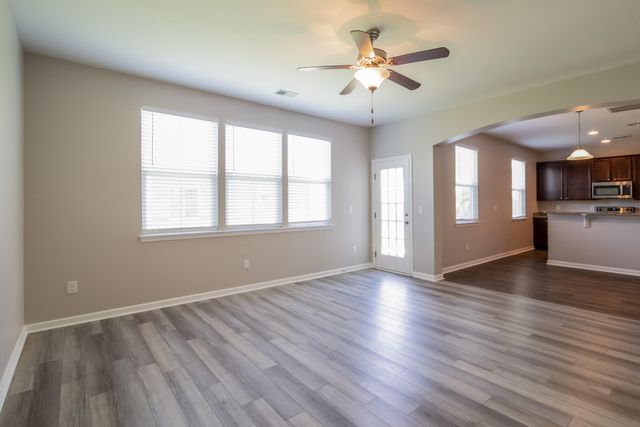 7837 Expedition Drive, North Charleston, SC 29420