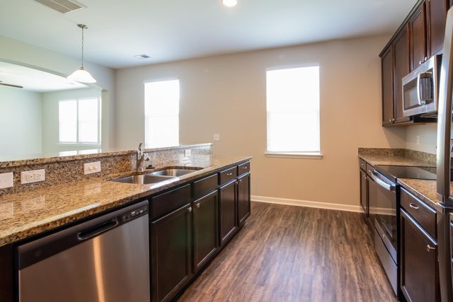 7837 Expedition Drive, North Charleston, SC 29420