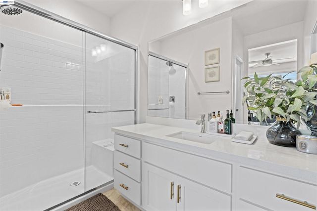 3143 Needham Ave, Lathrop, CA 95330