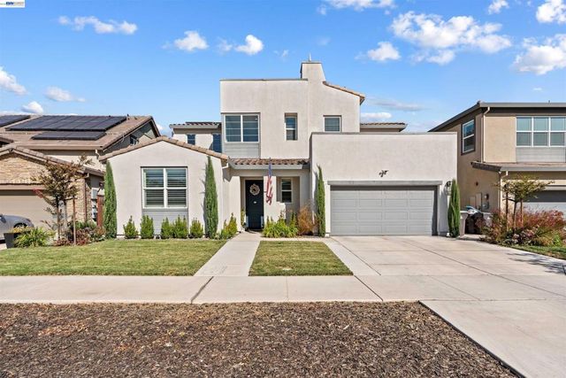 3143 Needham Ave, Lathrop, CA 95330