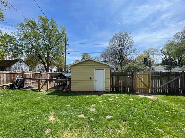 408 7th Street, Baraboo, WI 53913