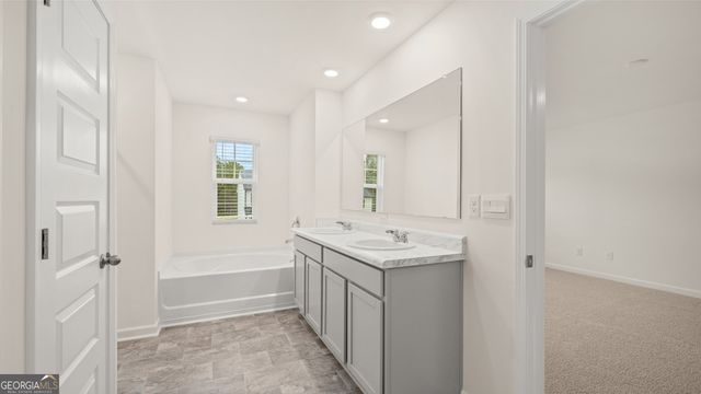 8579 Secretariat Drive, Lithonia, GA 30058