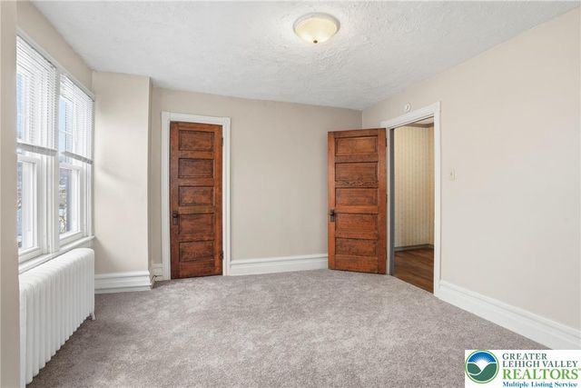 1050 Delaware Avenue, Fountain Hill Boro, PA 18015