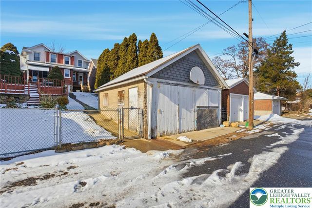 1050 Delaware Avenue, Fountain Hill Boro, PA 18015