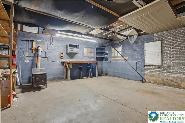 1050 Delaware Avenue, Fountain Hill Boro, PA 18015