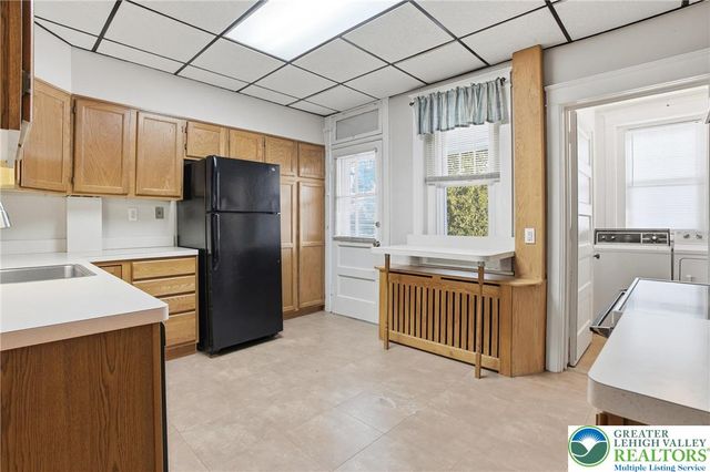 1050 Delaware Avenue, Fountain Hill Boro, PA 18015