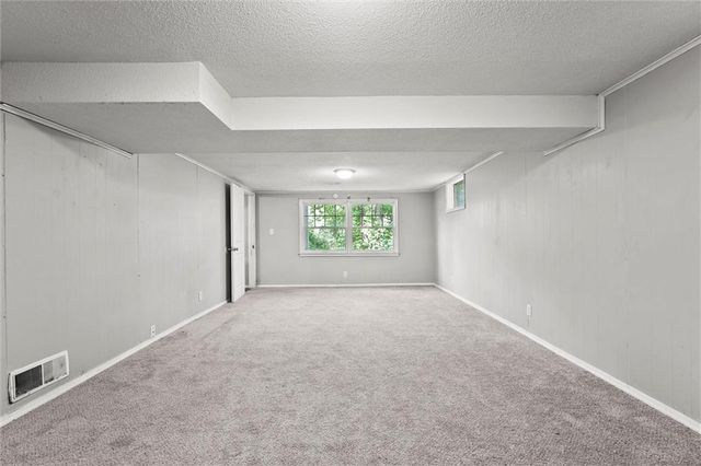 3801 NE Antioch Road, Kansas City, MO 64117