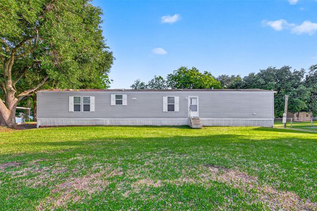 302 Phillip, Wharton, TX 77488