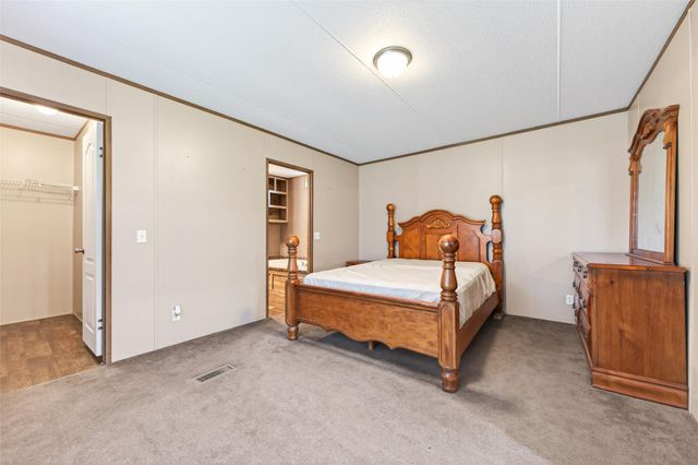 302 Phillip, Wharton, TX 77488