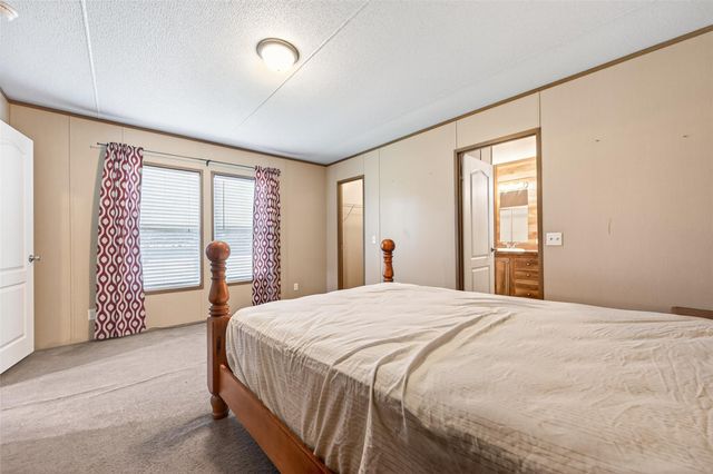 302 Phillip, Wharton, TX 77488