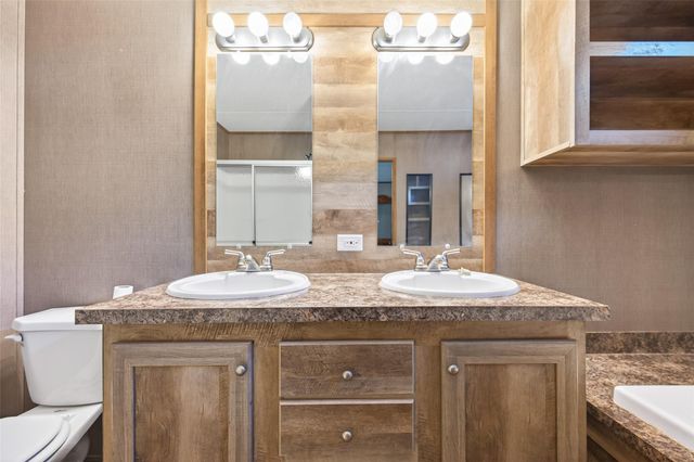 302 Phillip, Wharton, TX 77488
