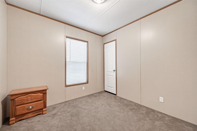 302 Phillip, Wharton, TX 77488