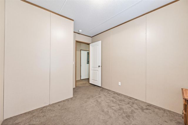302 Phillip, Wharton, TX 77488