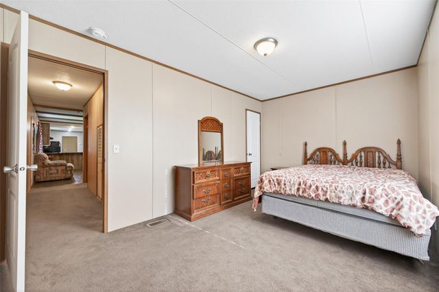 302 Phillip, Wharton, TX 77488