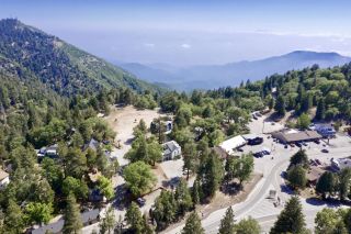32065 Hunsaker way 12, Running Springs, CA 92382