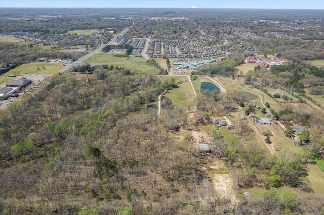 744 SANGA CREEK RD, Memphis, TN 38018