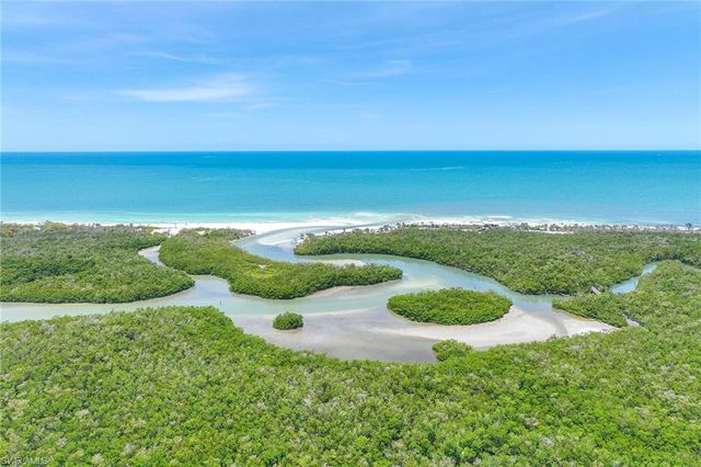 6075 Pelican Bay BLVD 605, Naples, FL 34108