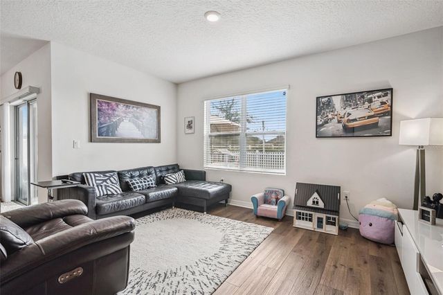 1073 PRESERVE DRIVE, Davenport, FL 33896