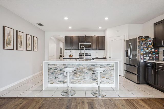 1073 PRESERVE DRIVE, Davenport, FL 33896