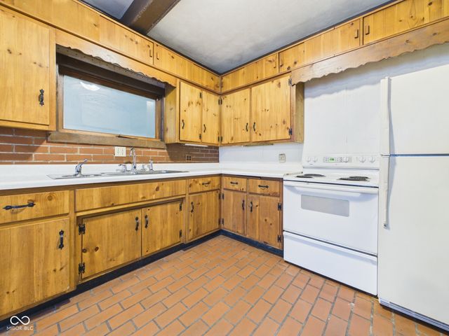1419 W 5th Street, Anderson, IN 46016